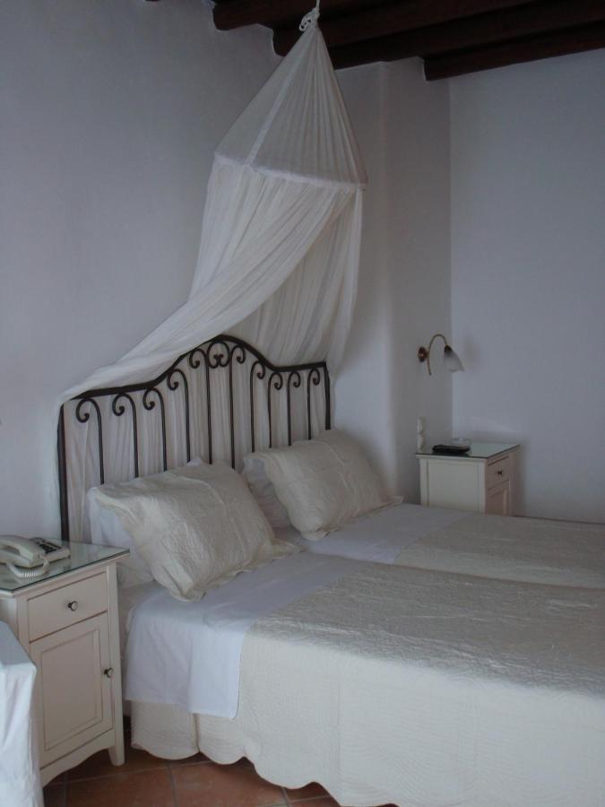 Paradision 4* Mykonos Town